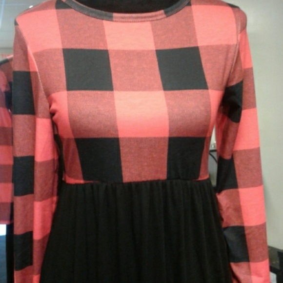 Dress - Picture 3 of 3